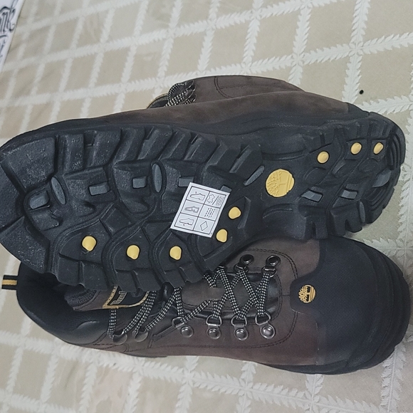 Men's Timberland Chocorua Trail Waterproof Hiking Boot Brown /Black - Picture 10 of 11